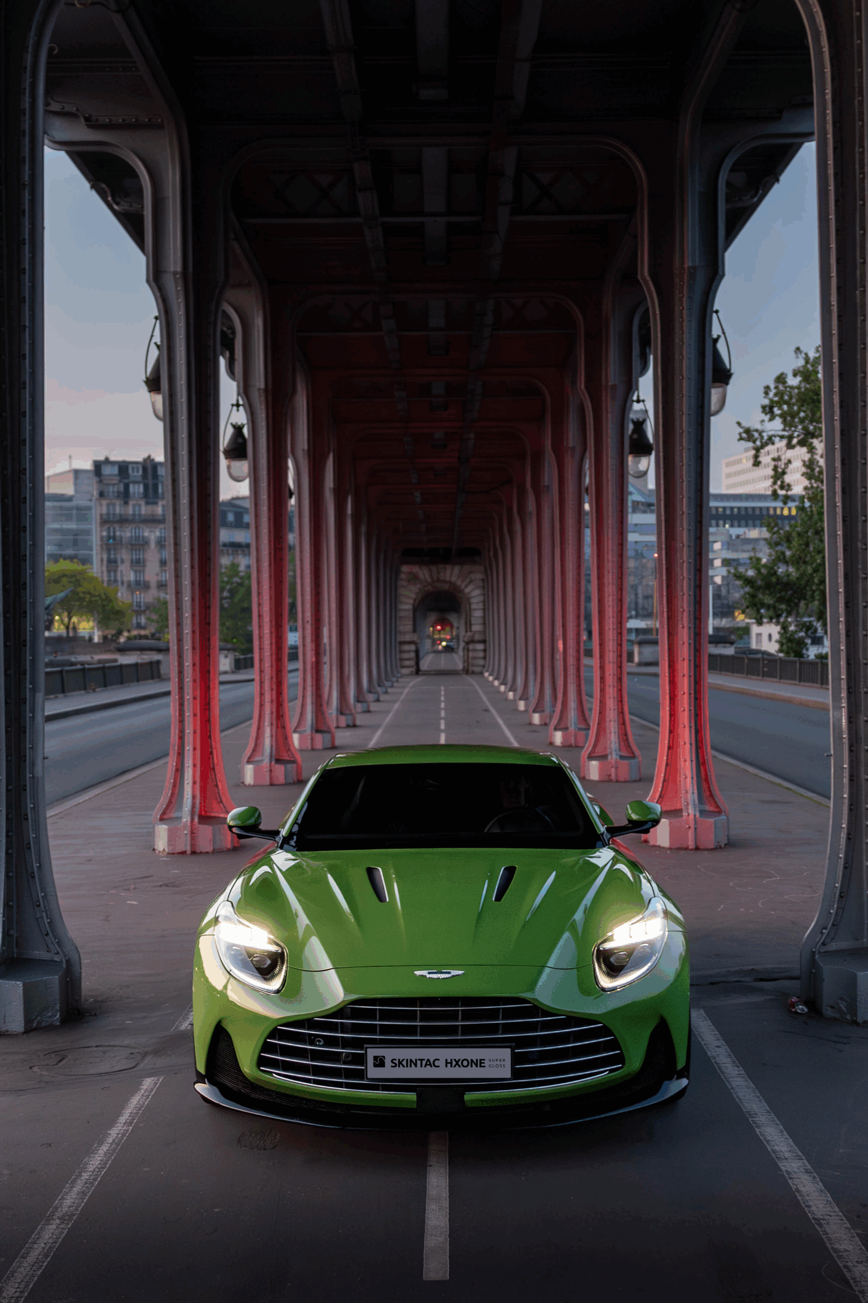 HXONE700 car
